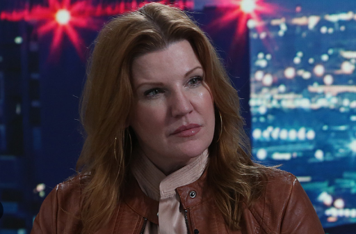 kirsten davies Age, Weight, Height, Family, NetWorth And Career 2026